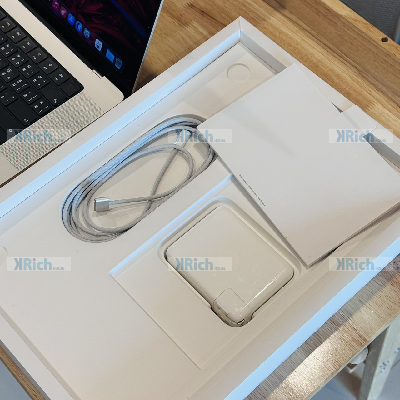 Apple MacBook Pro 16-inch (2021) MacBook Pro 16-inch (2021) M1 Pro 10-Core CPU 16-Core GPU 16GB 512GB Silver Used 1-Month Warranty - Image 4