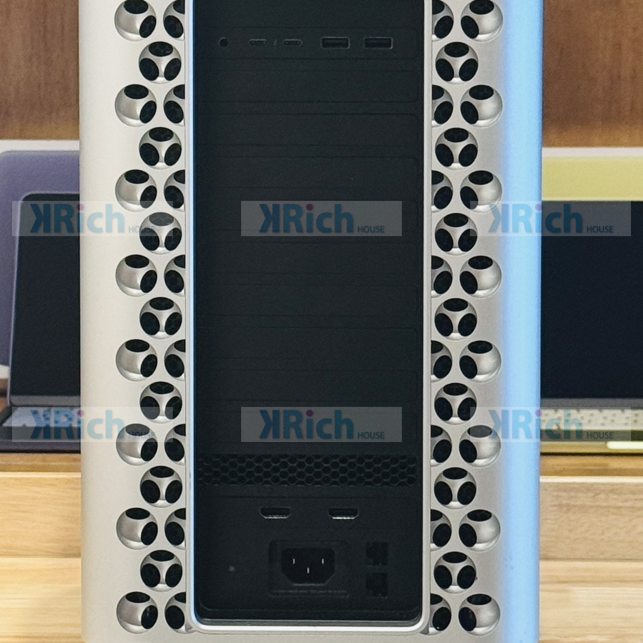 Apple Mac Pro 2019 3.5GHz 8-Core Intel Xeon W Radeon Pro 580X 8GB 32GB RAM 1TB Used 1-Month Warranty - Image 4