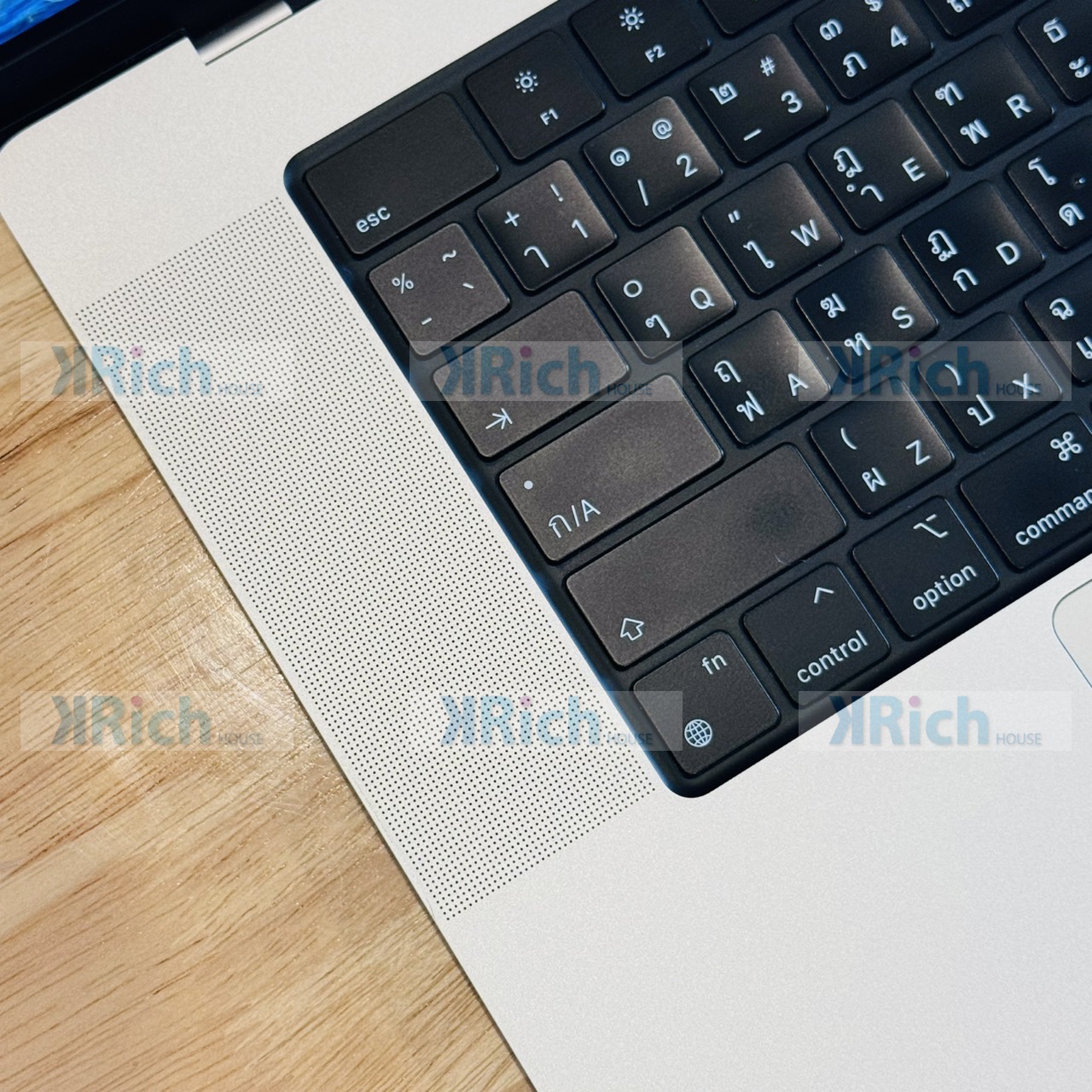 Apple MacBook Pro 16-inch (2021) Apple M1 Pro 10-Core CPU 16-Core GPU 16GB 512GB Used 1-Month Warranty - Image 4