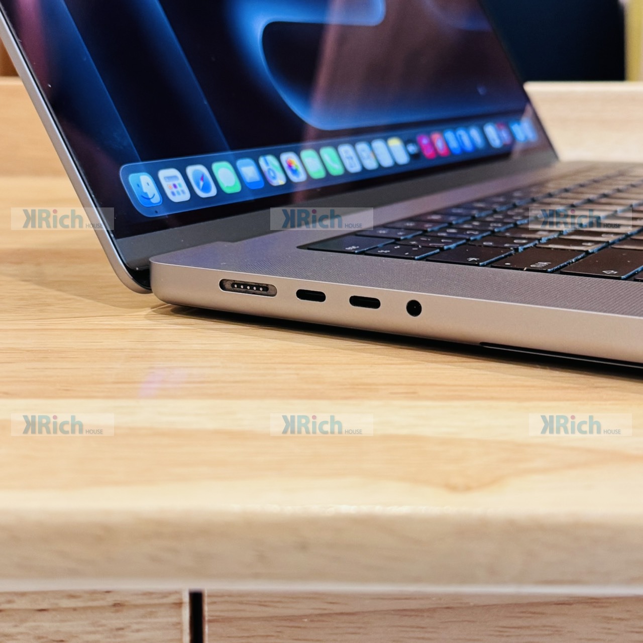 Apple MacBook Pro 16-inch (2021) M1 Max 10-Core CPU 24-Core GPU 32GB 1TB Used 1-Month Warranty - Image 6