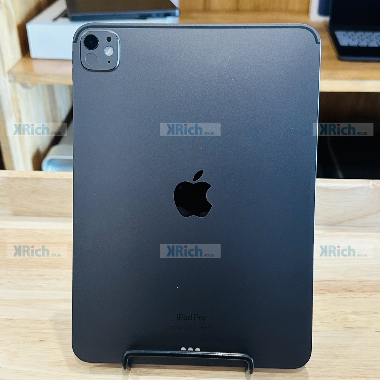 Apple iPad Pro 11-inch (M4) Wi-Fi 2024 Space Black 9-Core CPU 10-Core GPU 8GB RAM 256GB Used 1-Month Store Warranty - Image 6
