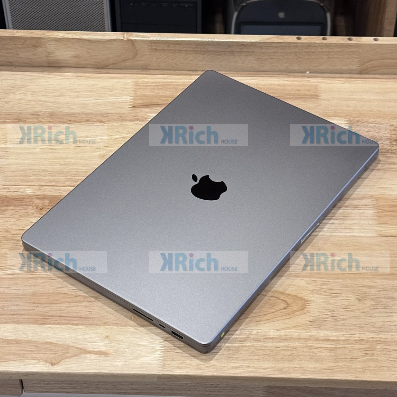Apple MacBook Pro 16-inch 2023 Apple M2 Max 12-Core CPU 30-Core GPU 32GB 1TB Space Gray Used 1-Month Warranty - Image 10