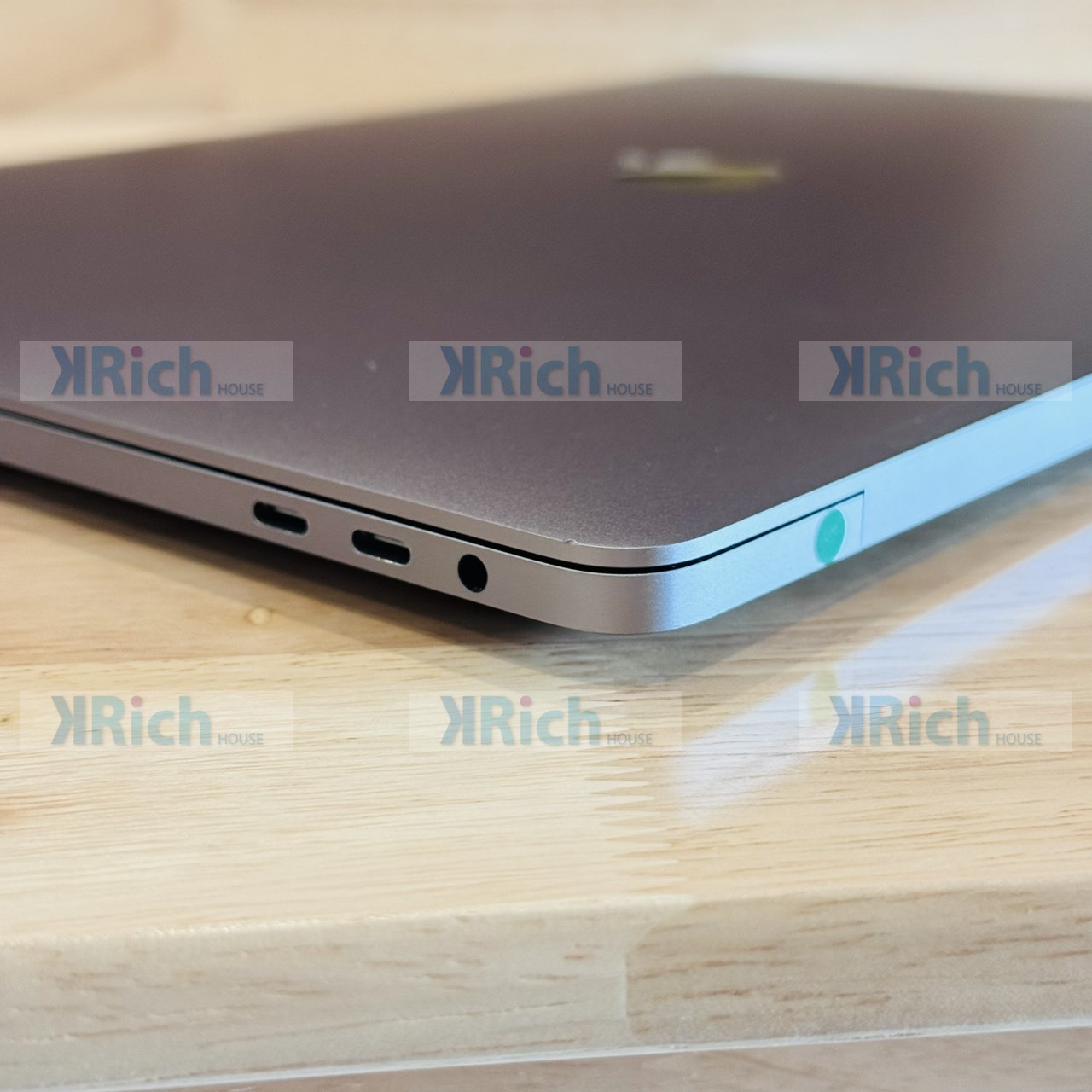 Apple MacBook Pro 16-inch 2019 2.4GHz 8-Core Intel Core i9 32GB 512GB Used 1-Month Warranty - Image 9