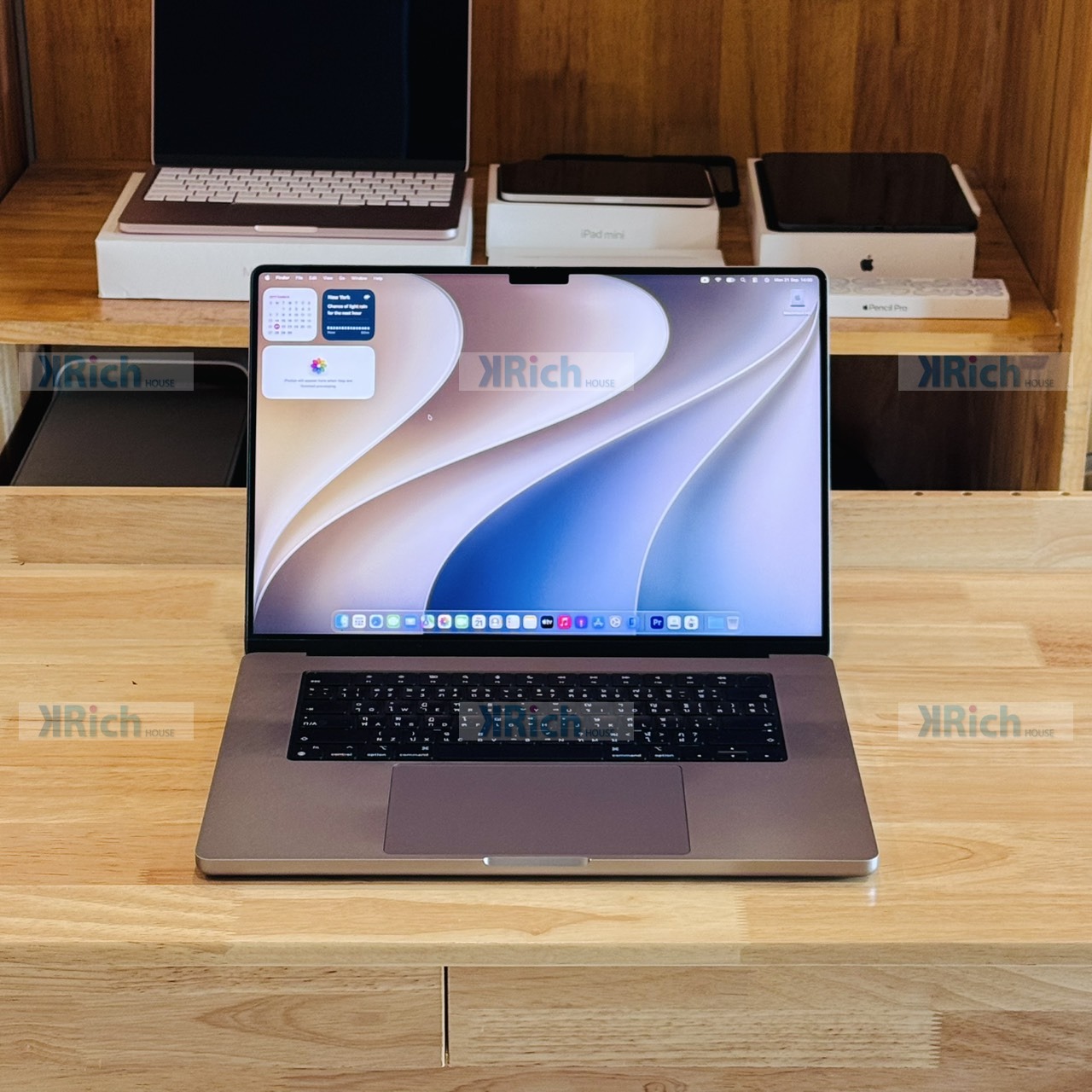 Apple MacBook Pro 16-inch MacBook Pro 16-inch (2021) M1 Max 10-Core CPU 24-Core GPU 32GB 1TB Space Gray Used, 1-Month Warranty