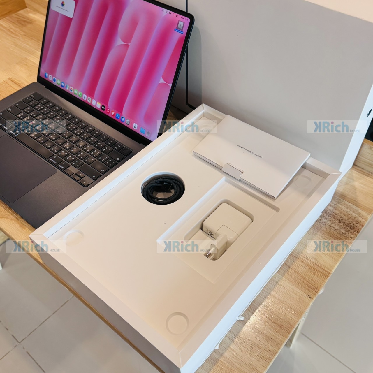 Apple MacBook Air (15-inch, M3, 2024) MacBook Air 15-inch (2024) M3 8-Core CPU 10-Core GPU 16GB 512GB Used 1-Month Store Warranty - Image 3