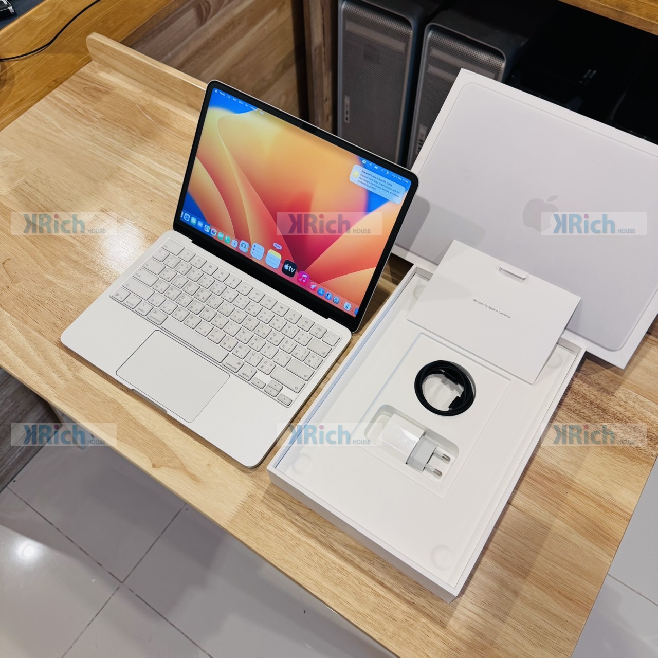 Apple MacBook Neo 13-inch 2026 A18 Pro 6-Core CPU 5-Core GPU 8GB 512GB SSD – Silver, Used Like New, Apple Warranty until 24 March 2027 - Image 2