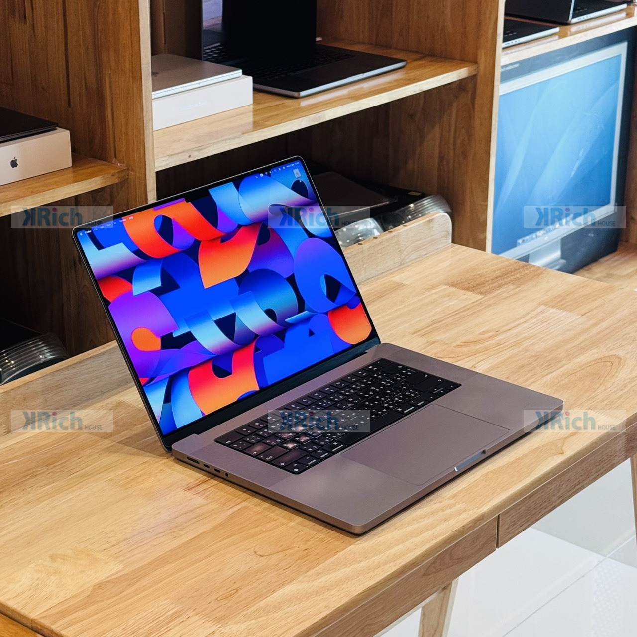 Apple MacBook Pro 16-inch MacBook Pro 16-inch (2021) M1 Max 10-Core CPU 24-Core GPU 32GB 1TB Space Gray Used 1-Month Warranty - Image 2