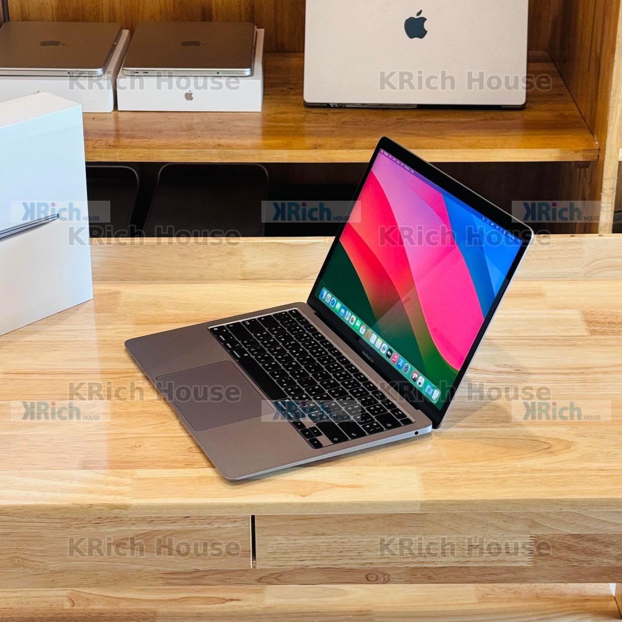 Apple MacBook Air (M1, 2020) MacBook Air (M1, 2020) Space Gray, M1 8-Core CPU, 7-Core GPU, 16GB RAM, 256GB SSD, Used, 1-Month Warranty - Image 2