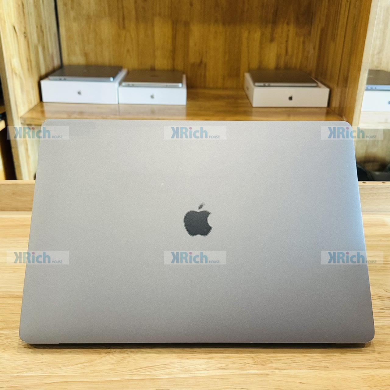 Apple MacBook Pro 16-inch (2019) MacBook Pro 16-inch (2019) 2.4GHz 8-Core Intel Core i9 64GB 1TB Used 1-Month Store Warranty - Image 3
