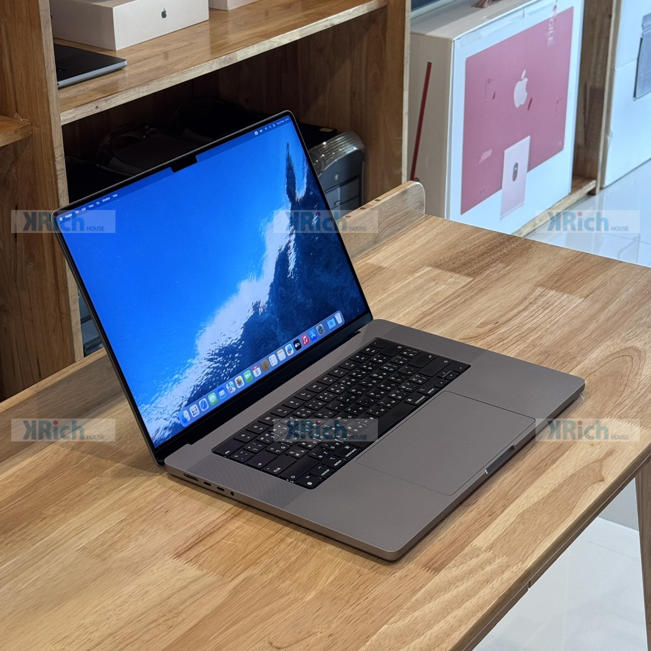 Apple MacBook Pro 16-inch (2021) MacBook Pro 16-inch (2021) M1 Pro 10-Core CPU 16-Core GPU 16GB 512GB Space Gray Used 1-Month Warranty - Image 3