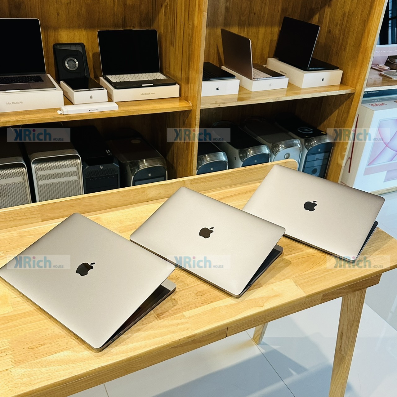 Apple MacBook Pro 13-inch (M1, 2020) MacBook Pro 13-inch (M1, 2020) 8-Core CPU 8-Core GPU 16GB 1TB Space Gray Used 1-Month Store Warranty - Image 4