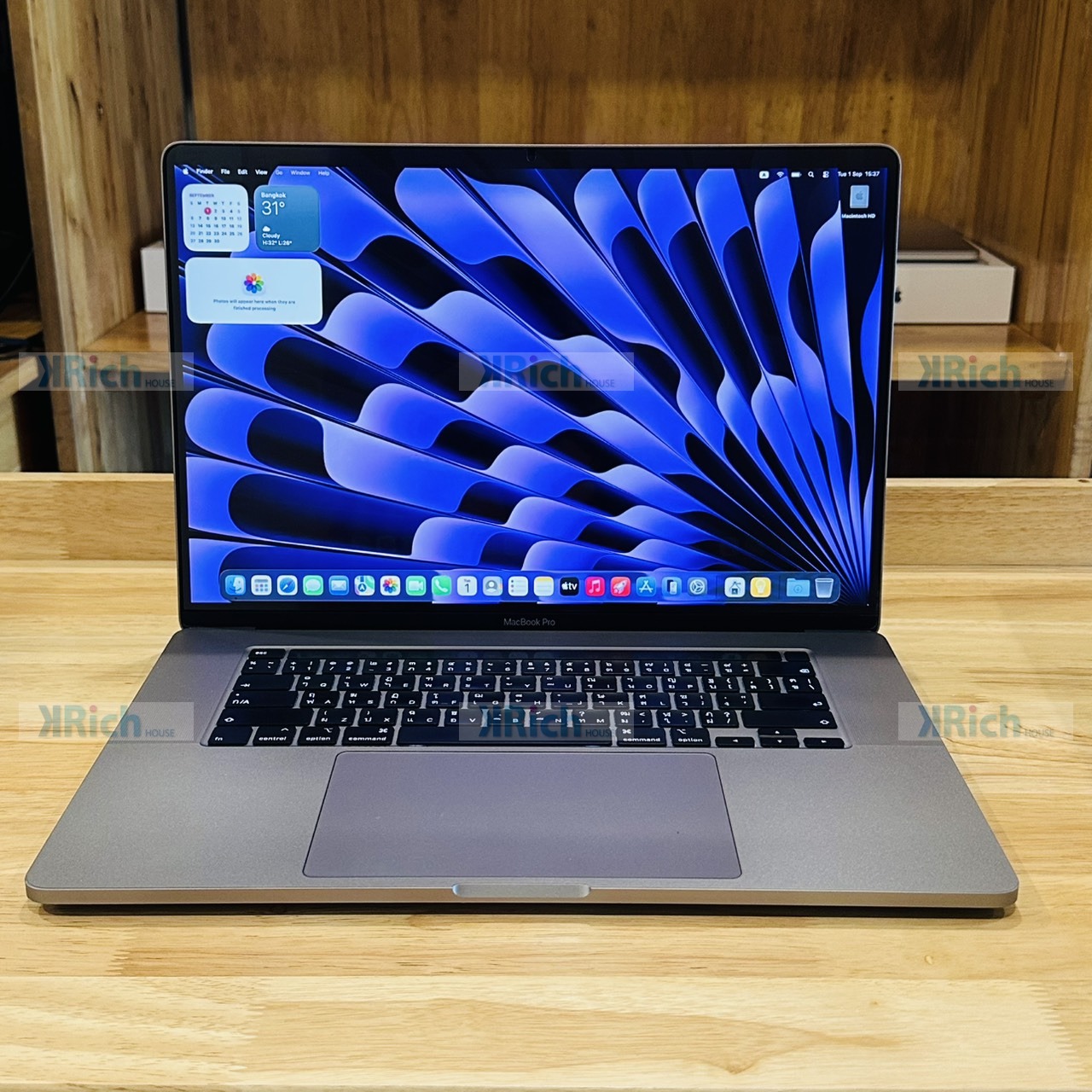 Apple MacBook Pro 16-inch (2019) MacBook Pro 16-inch (2019) 2.4GHz 8-Core Intel Core i9 64GB 1TB Used 1-Month Store Warranty
