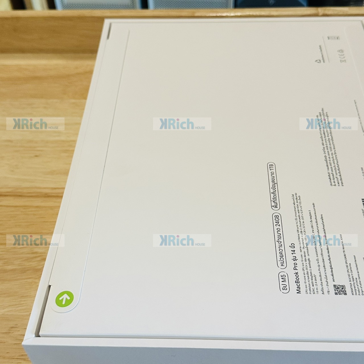 Apple MacBook Pro 14-inch (M5) MacBook Pro 14-inch (M5) 2025 M5 10-Core CPU 10-Core GPU 24GB 1TB Silver New Unopened 1-Year Warranty - Image 4