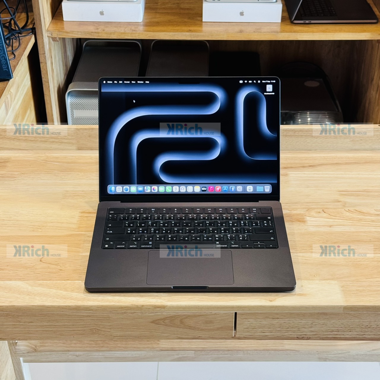 Apple MacBook Pro (14-inch, M4, 2024) MacBook Pro (14-inch, M4, 2024) 10-Core CPU 10-Core GPU 16GB 512GB Space Black Used 1-Month Warranty