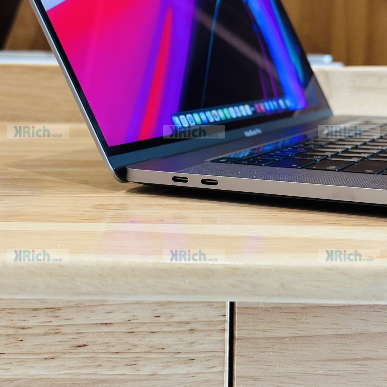 Apple MacBook Pro 16-inch MacBook Pro 16-inch (2019) 2.4GHz 8-Core Intel Core i9 32GB 1TB Used 1-Month Warranty - Image 5