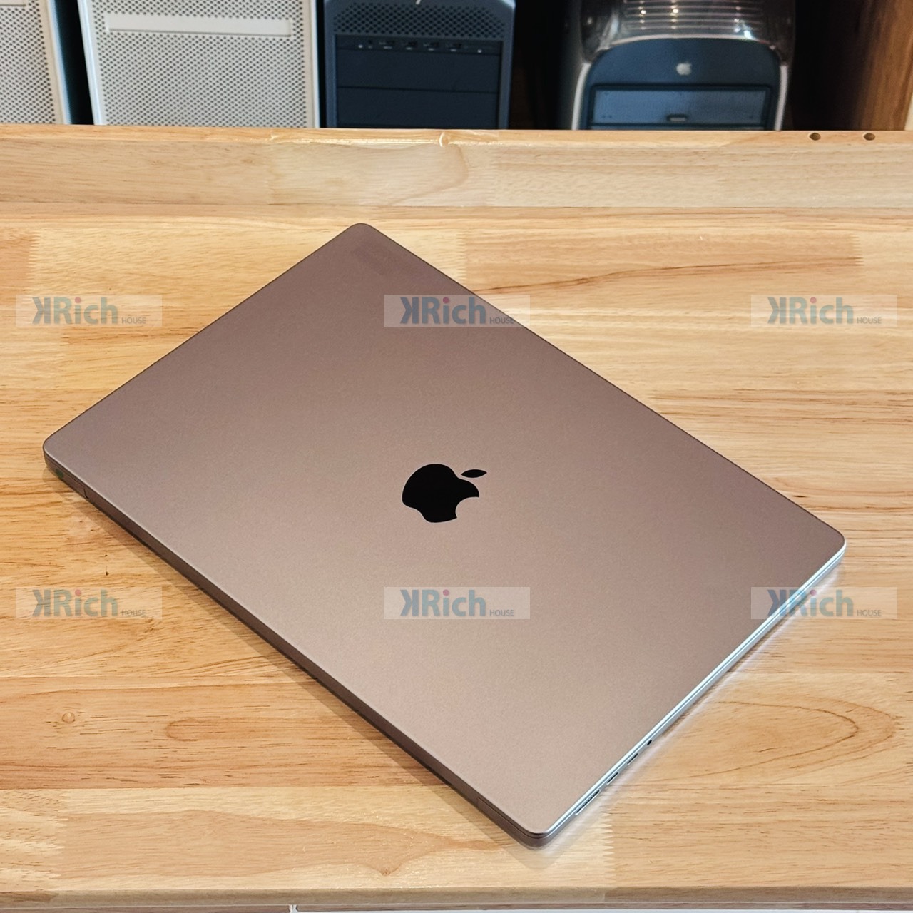 Apple MacBook Pro 16-inch MacBook Pro 16-inch (2021) M1 Max 10-Core CPU 24-Core GPU 32GB 1TB Space Gray Used, 1-Month Warranty - Image 5