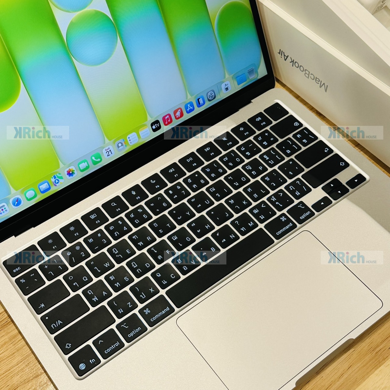 Apple MacBook Air 13-inch (M5, 2026) MacBook Air 13-inch (2026) M5 10-Core CPU 8-Core GPU 16GB 512GB Silver Used Excellent Condition Warranty until 25-03-70 - Image 5