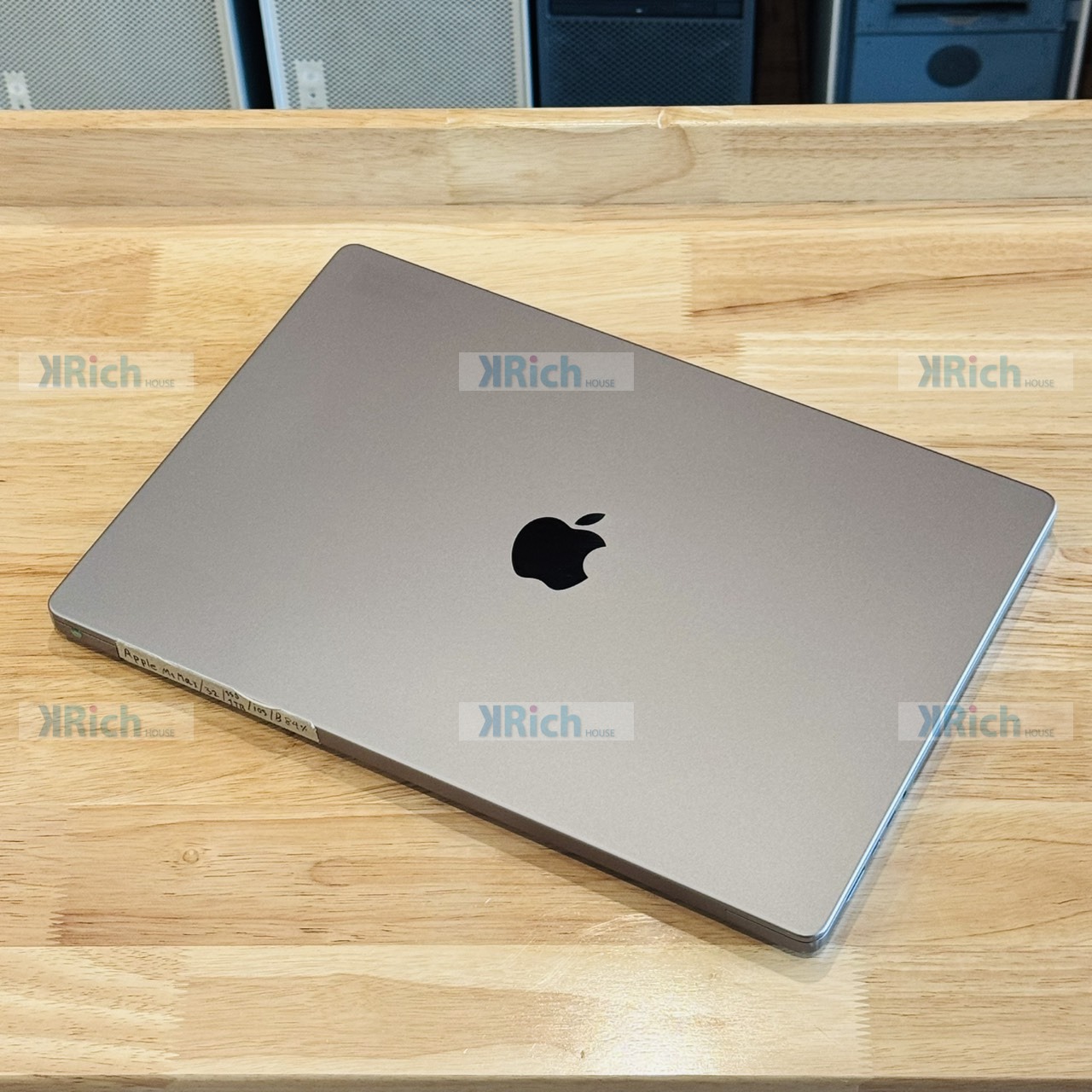 Apple MacBook Pro 16-inch MacBook Pro 16-inch (2021) M1 Max 10-Core CPU 24-Core GPU 32GB 1TB Space Gray Used 1-Month Warranty - Image 5