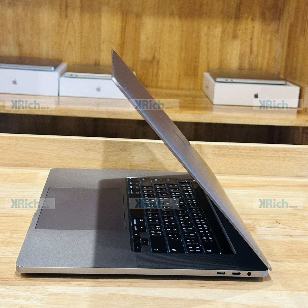 Apple MacBook Pro 16-inch (2019) MacBook Pro 16-inch (2019) 2.4GHz 8-Core Intel Core i9 64GB 1TB Used 1-Month Store Warranty - Image 6
