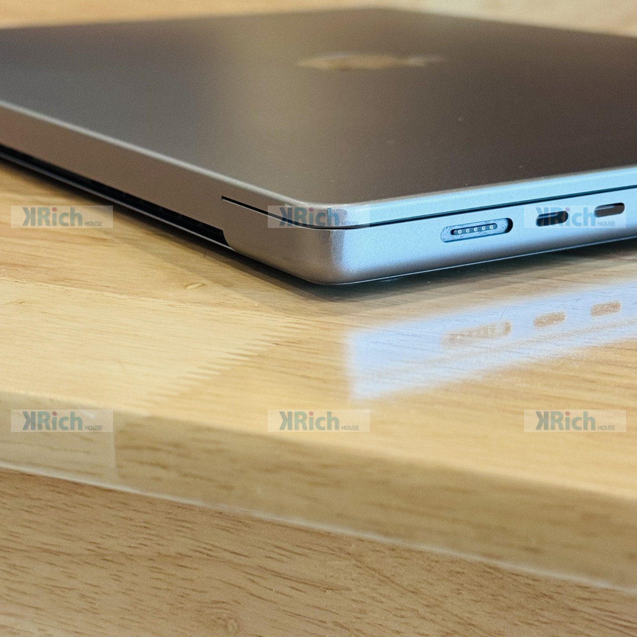 Apple MacBook Pro 16-inch MacBook Pro 16-inch (2021) M1 Max 10-Core CPU 24-Core GPU 32GB 1TB Space Gray Used 1-Month Warranty - Image 7