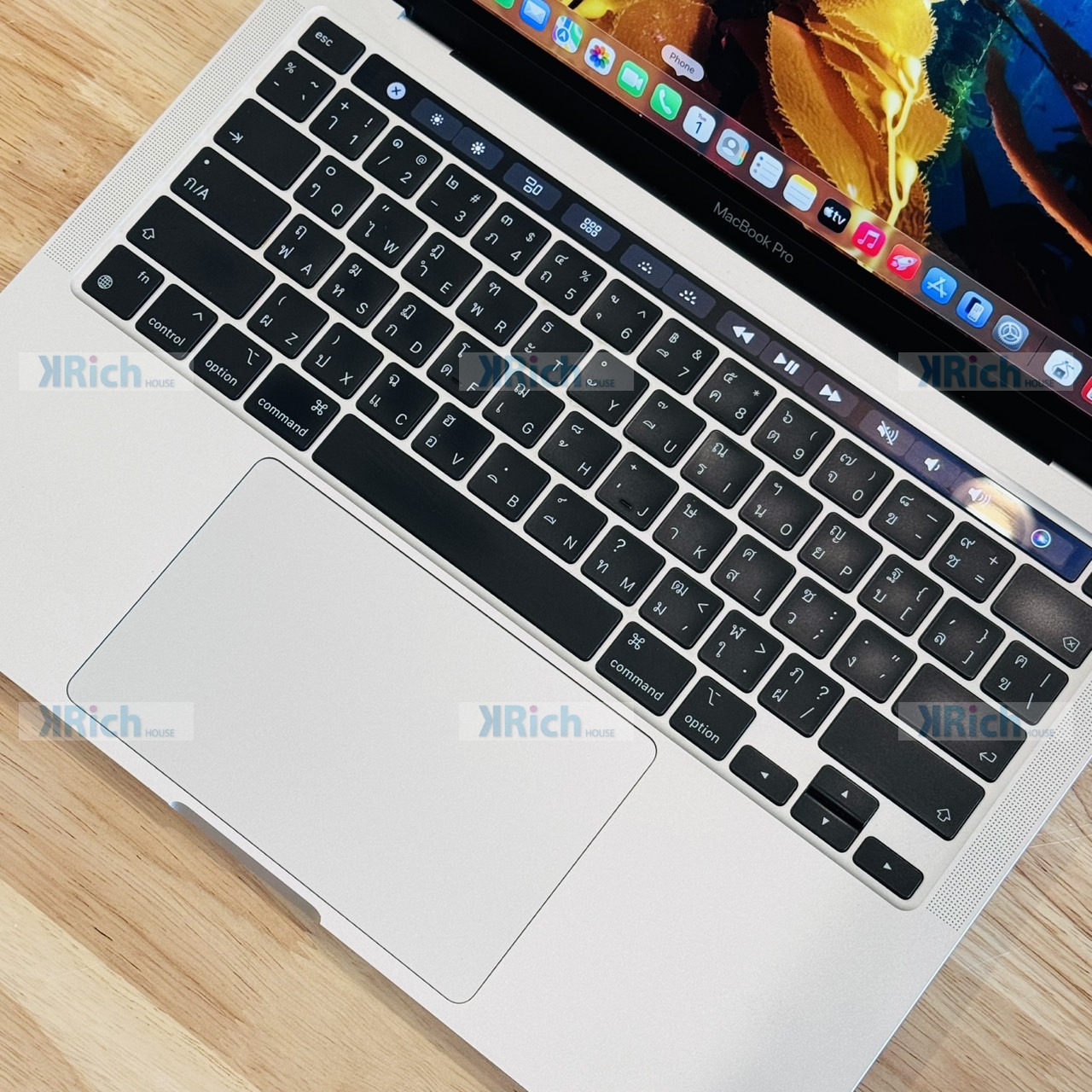 Apple MacBook Pro 13-inch (M2, 2022) MacBook Pro 13-inch (M2, 2022) 8-Core CPU 10-Core GPU 8GB 256GB Silver Used 1-Month Warranty - Image 8