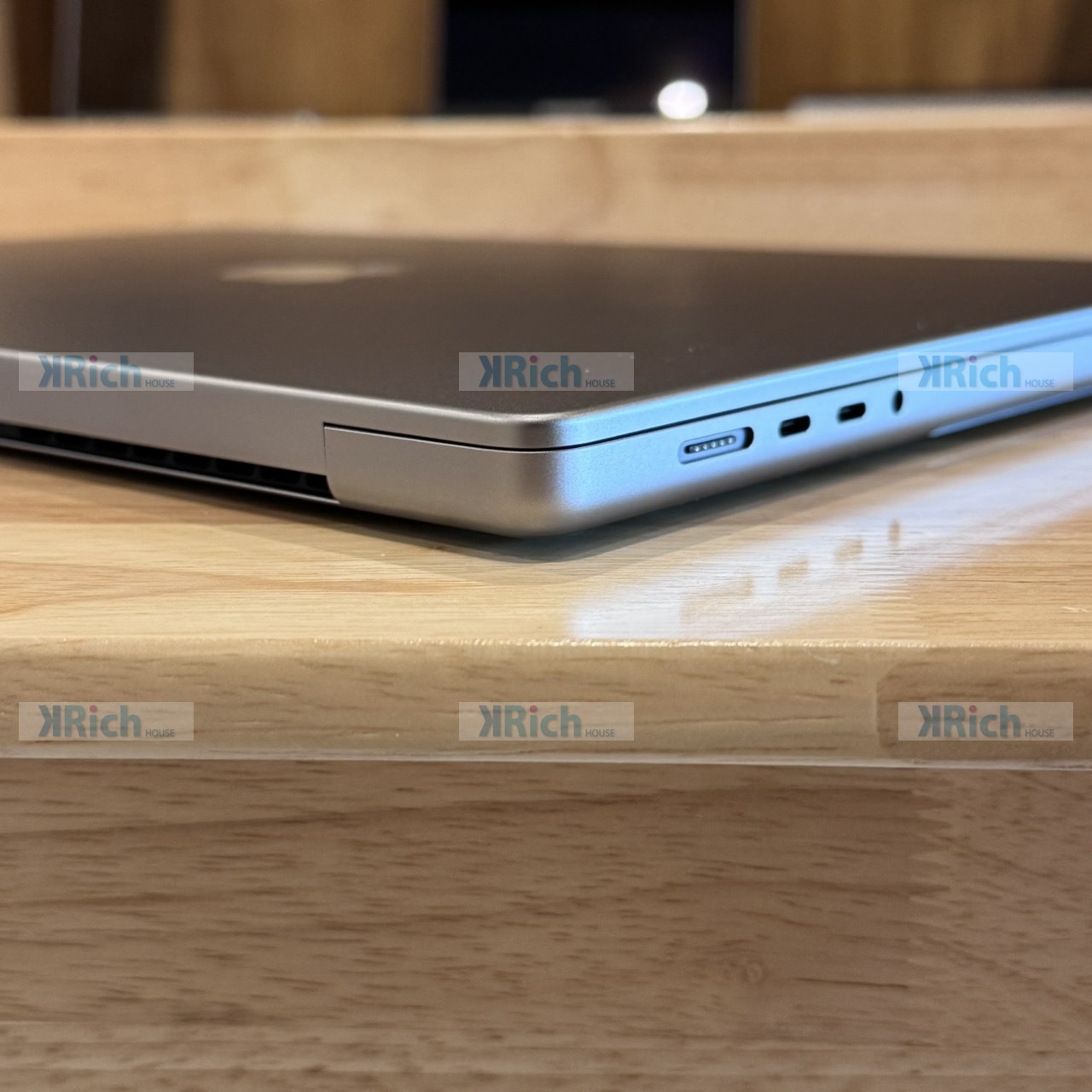Apple MacBook Pro 16-inch (2021) MacBook Pro 16-inch (2021) M1 Pro 10-Core CPU 16-Core GPU 16GB 512GB Space Gray Used 1-Month Warranty - Image 8