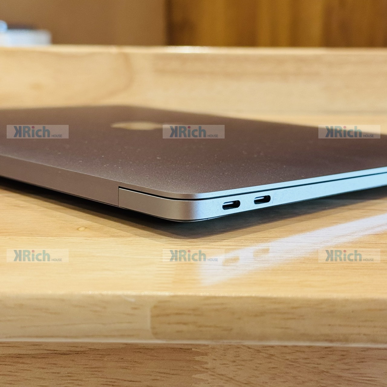 Apple MacBook Air (M1, 2020) MacBook Air (M1, 2020) M1 8-Core CPU 7-Core GPU 16GB 256GB Space Gray Used 1-Month Warranty - Image 8