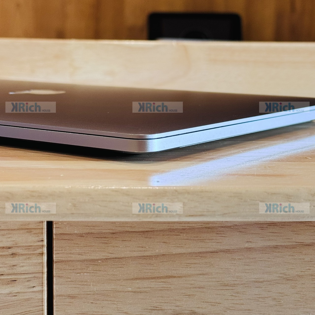 Apple MacBook Pro 15-inch (2019) MacBook Pro 15-inch (2019) 2.4GHz 8-Core Intel Core i9 Radeon Pro 555X 4GB 32GB 512GB Used 1-Month Warranty - Image 10