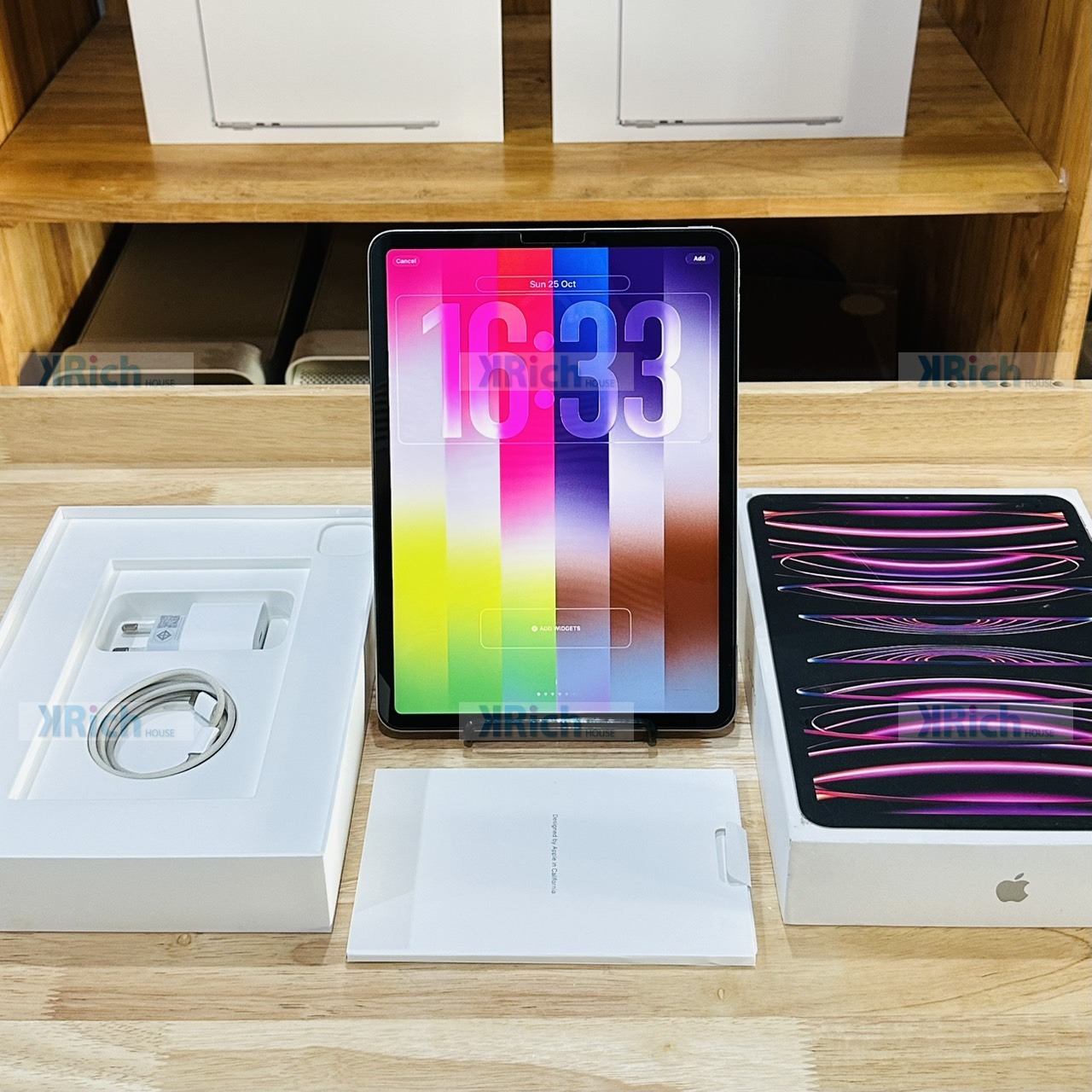 iPad Pro 11-inch (4th Generation) Wi-Fi 2022 M2 8-Core CPU 10-Core GPU 8GB 256GB Space Gray Used 1-Month Store Warranty - Image 2