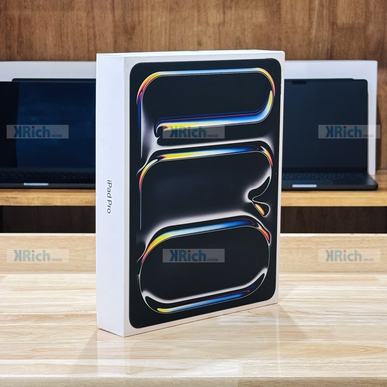 iPad Pro 13-inch (M5) Wi-Fi 2025 9-Core CPU 10-Core GPU 12GB RAM 256GB Space Black New AppleCare 1-Year Warranty