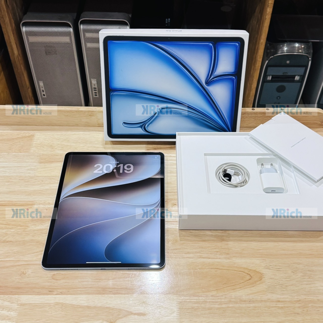 iPad Air 13-inch (M3) 2025 M3 8-Core CPU 9-Core GPU 8GB 128GB Blue Used 1-Month Warranty - Image 2
