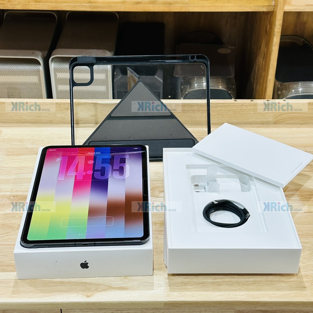 Apple iPad Pro 11-inch (M4) Wi-Fi + Cellular 2024, 9-Core CPU, 10-Core GPU, 8GB RAM, 256GB, Used, 1-Month Store Warranty - Image 2