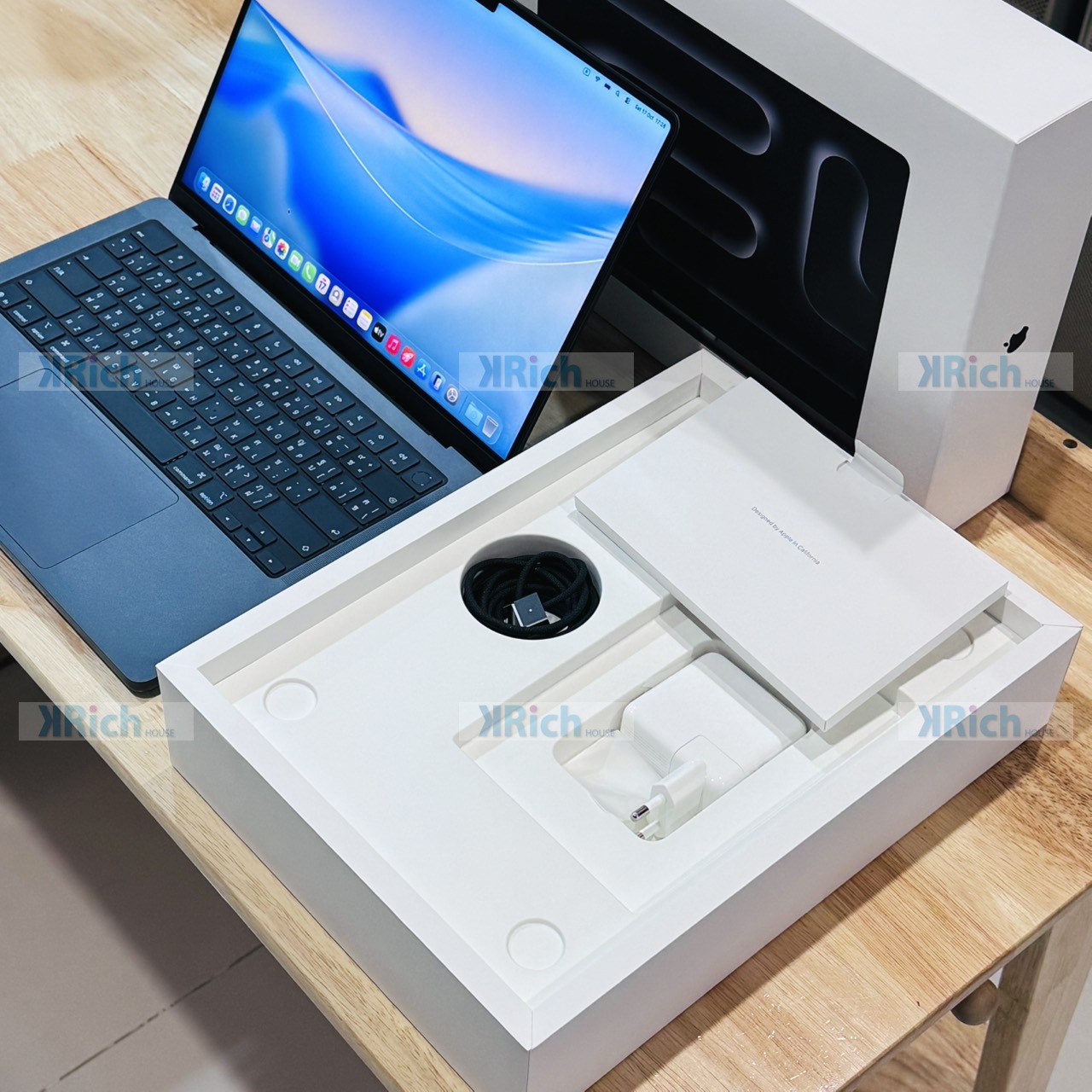 MacBook Pro 14-inch (M5) 2025 M5 10-Core CPU 10-Core GPU 16GB 512GB Like New Used Warranty 5-09-2027 - Image 2