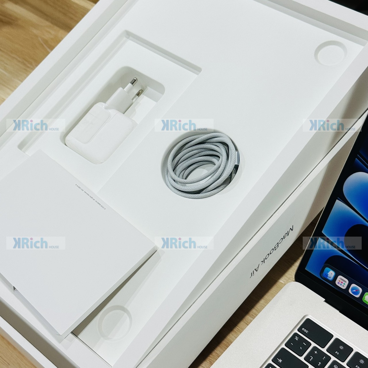 MacBook Air 15-inch (M5) 2026, 10-Core CPU, 10-Core GPU, 16GB, 512GB SSD, Used, Warranty until 25 Aug 2027 - Image 2