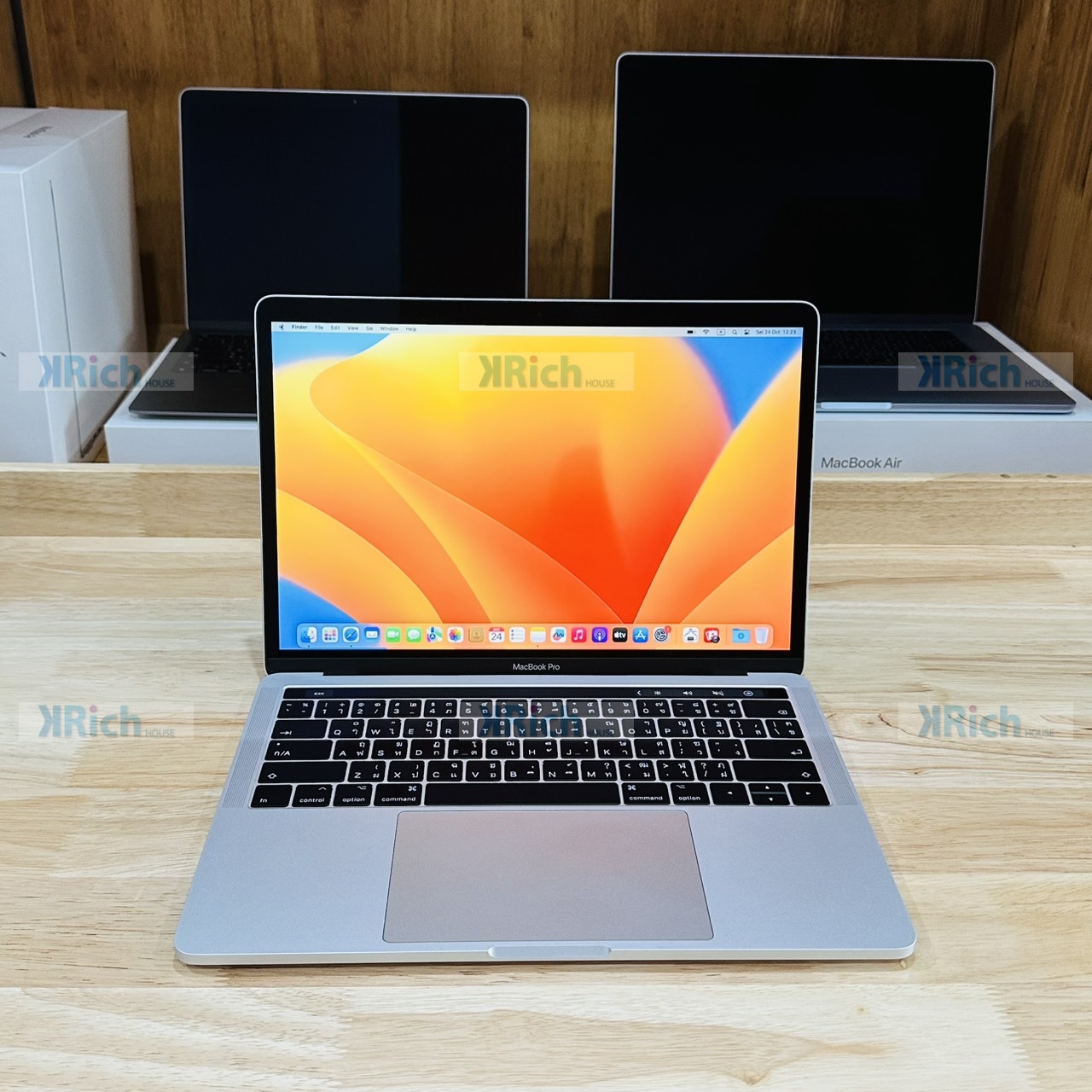 MacBook Pro 13-inch (2017, Four Thunderbolt 3 ports) 3.1GHz Dual-Core Intel Core i5 8GB 256GB Silver Used Shop Warranty 1 Month - Image 2