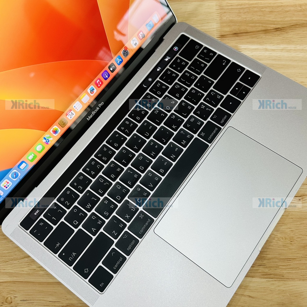 MacBook Pro 13-inch (2017, Four Thunderbolt 3 ports) 3.1GHz Dual-Core Intel Core i5 8GB 256GB Silver Used Shop Warranty 1 Month - Image 3