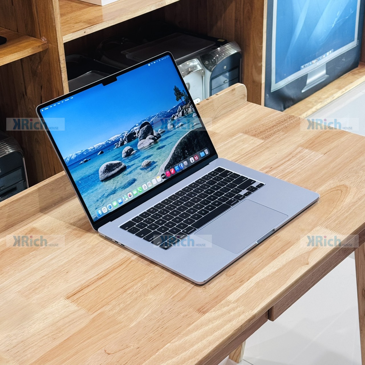MacBook Air (15-inch, M4, 2025) Sky Blue M4 10-Core CPU 10-Core GPU 16GB 256GB Used 1-Month Warranty - Image 3