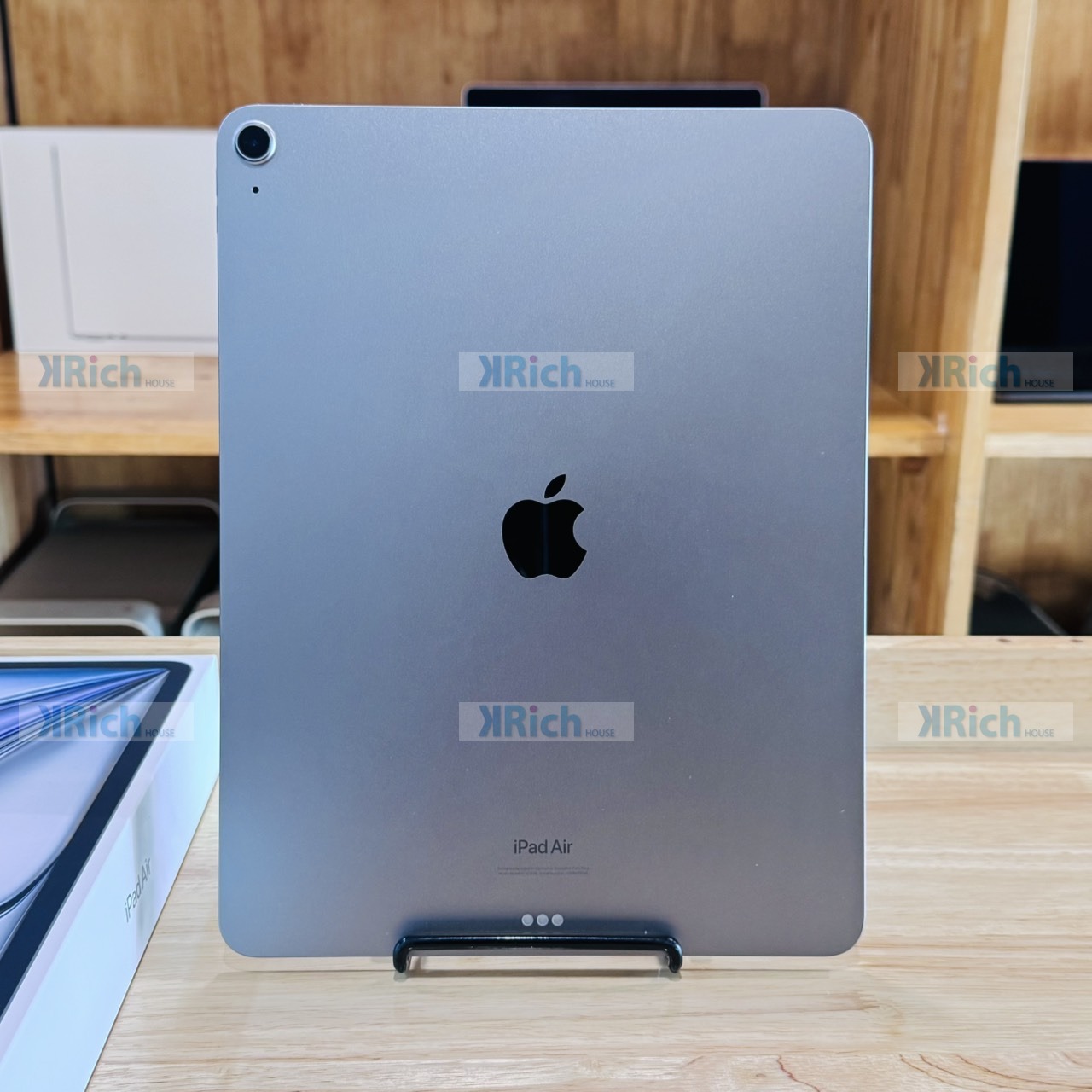 iPad Air 13-inch (M2) 2024 8-Core CPU 9-Core GPU 8GB RAM 128GB Space Gray Used - Excellent Condition 1-Month Warranty - Image 4