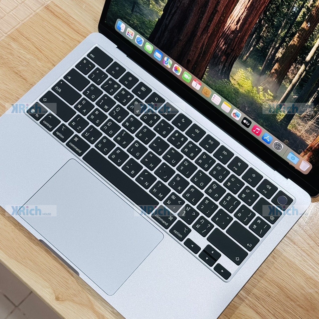 Apple MacBook Air 13-inch (2025) M4 10-Core CPU 8-Core GPU 16GB 256GB Sky Blue Used Warranty until 27 Jan 2027 - Image 4