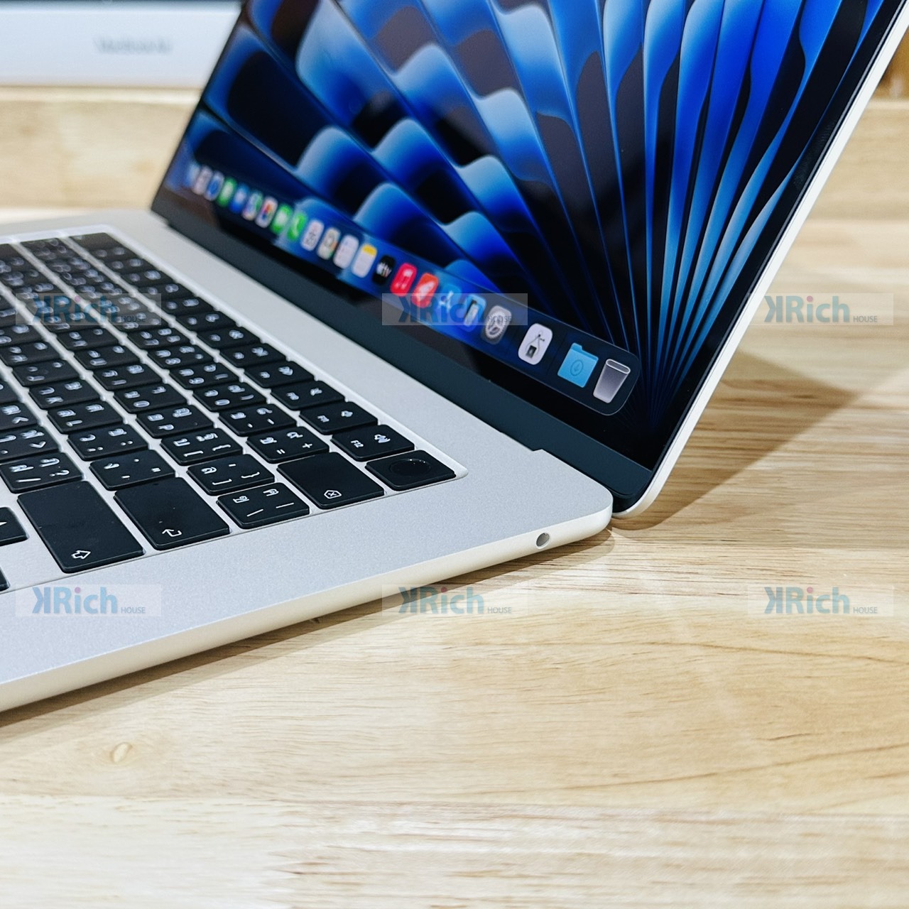 MacBook Air 15-inch (M5) 2026, 10-Core CPU, 10-Core GPU, 16GB, 512GB SSD, Used, Warranty until 25 Aug 2027 - Image 4