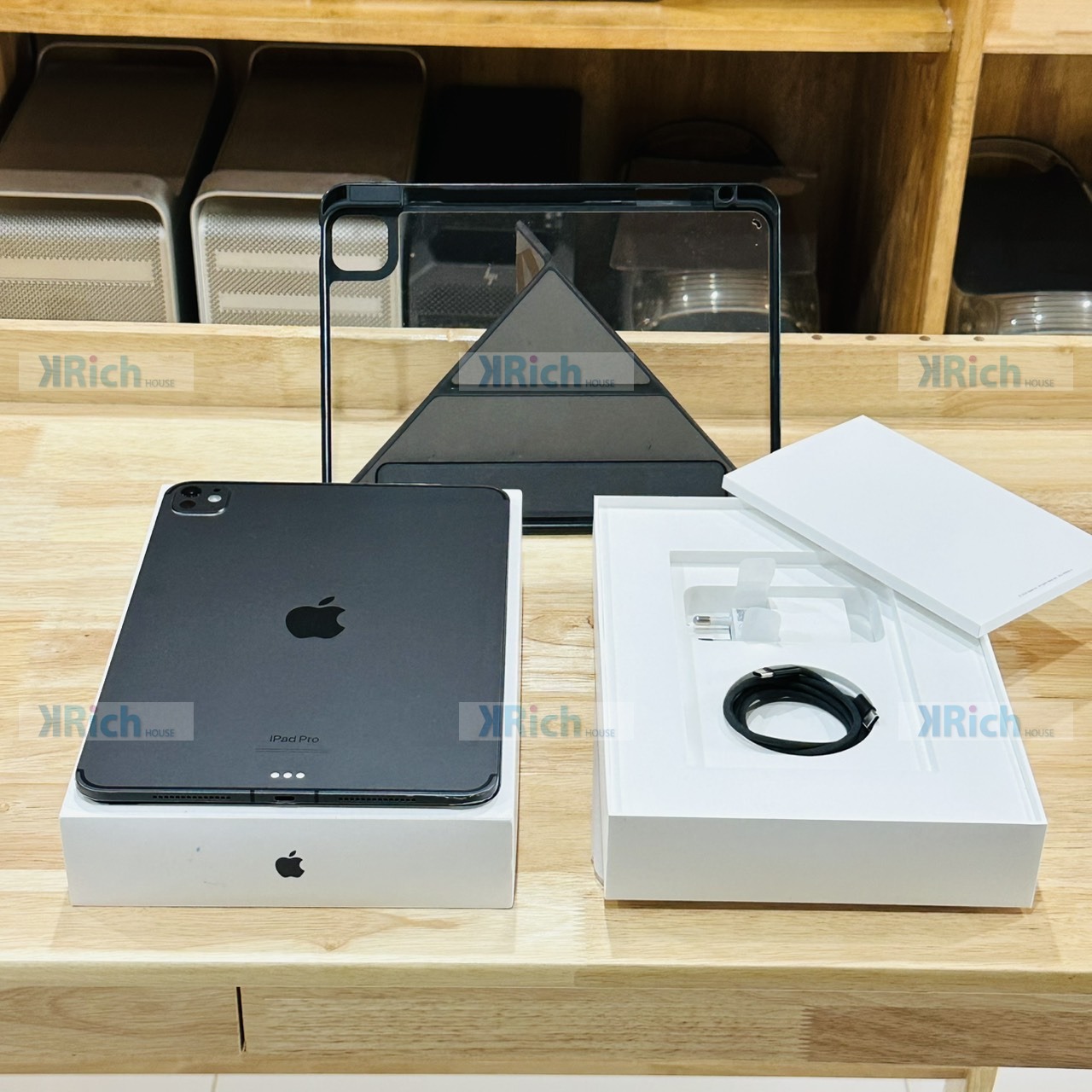Apple iPad Pro 11-inch (M4) Wi-Fi + Cellular 2024, 9-Core CPU, 10-Core GPU, 8GB RAM, 256GB, Used, 1-Month Store Warranty - Image 5