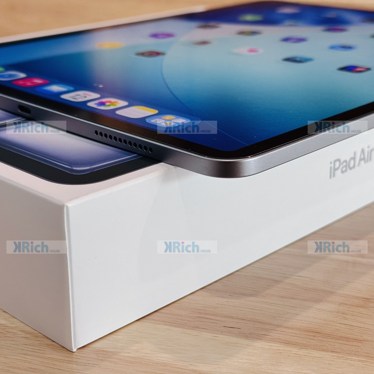 iPad Air 13-inch (M2) 2024 8-Core CPU 9-Core GPU 8GB RAM 128GB Space Gray Used - Excellent Condition 1-Month Warranty - Image 5