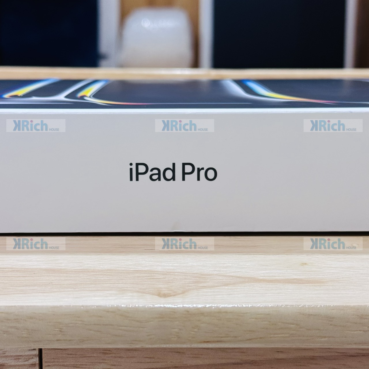 iPad Pro 13-inch (M5) Wi-Fi 2025 9-Core CPU 10-Core GPU 12GB RAM 256GB Space Black New AppleCare 1-Year Warranty - Image 5
