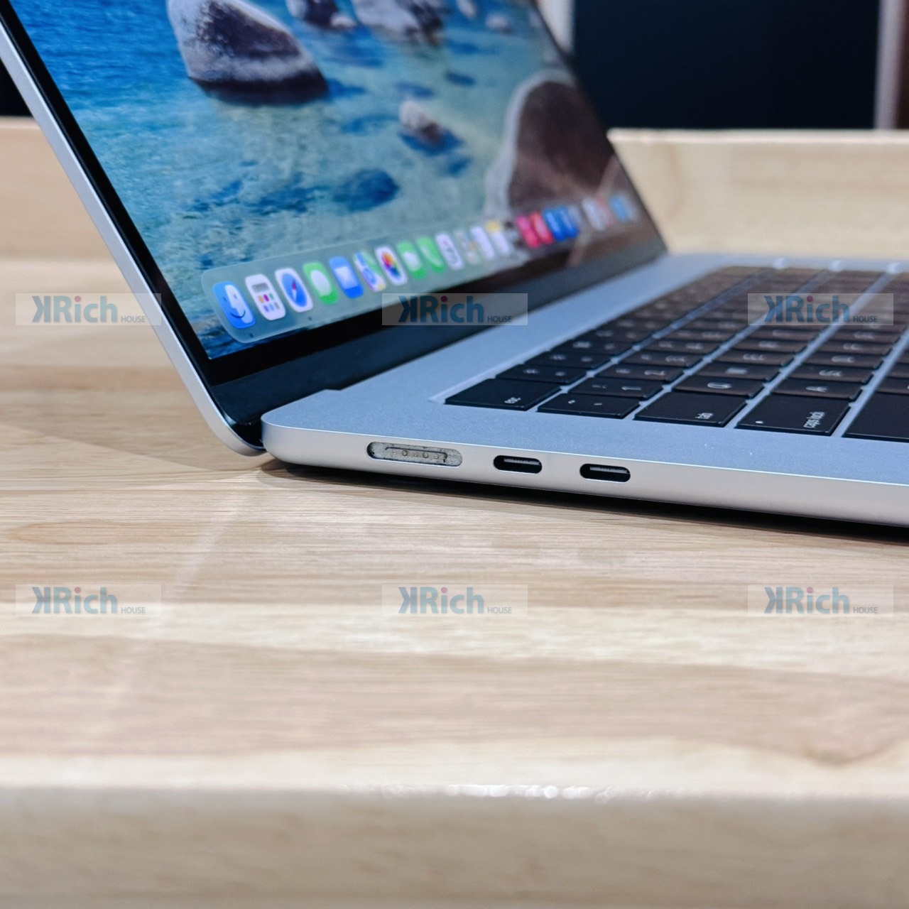 MacBook Air (15-inch, M4, 2025) Sky Blue M4 10-Core CPU 10-Core GPU 16GB 256GB Used 1-Month Warranty - Image 5