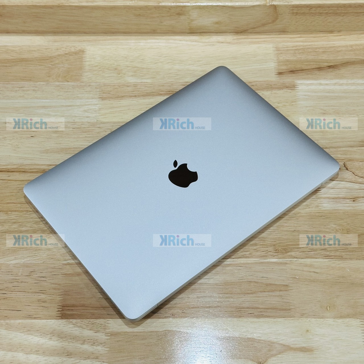 MacBook Pro 13-inch (2017, Four Thunderbolt 3 ports) 3.1GHz Dual-Core Intel Core i5 8GB 256GB Silver Used Shop Warranty 1 Month - Image 6