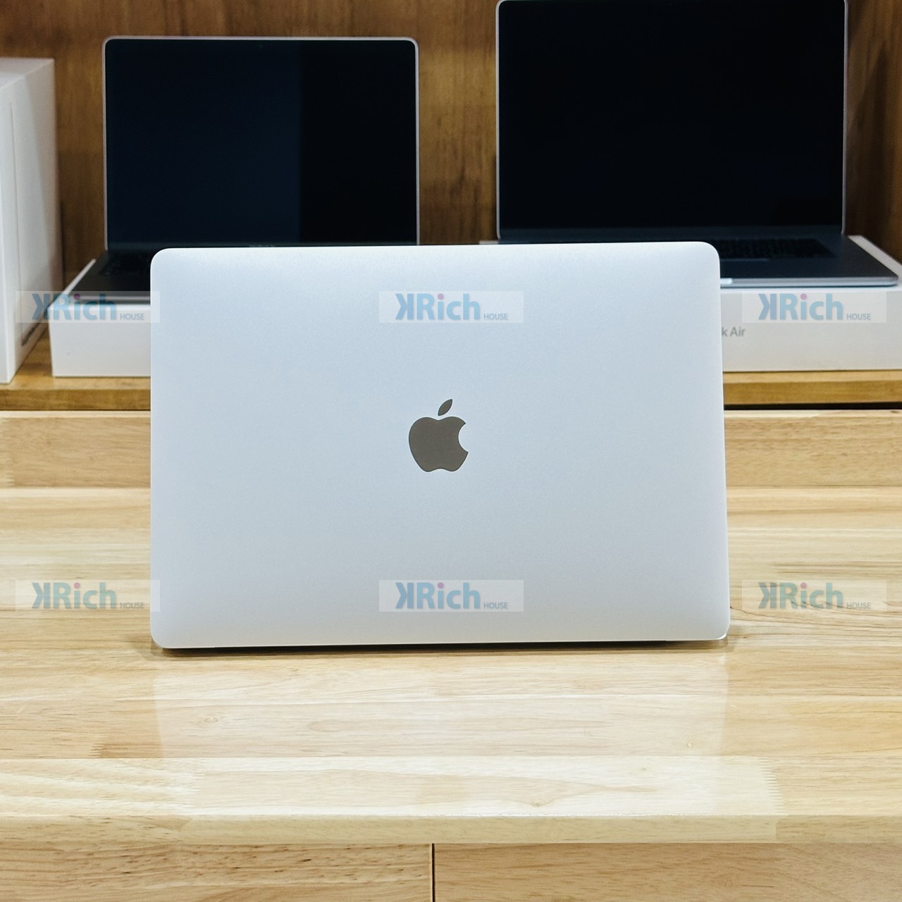 MacBook Pro 13-inch (2017, Four Thunderbolt 3 ports) 3.1GHz Dual-Core Intel Core i5 8GB 256GB Silver Used Shop Warranty 1 Month - Image 7
