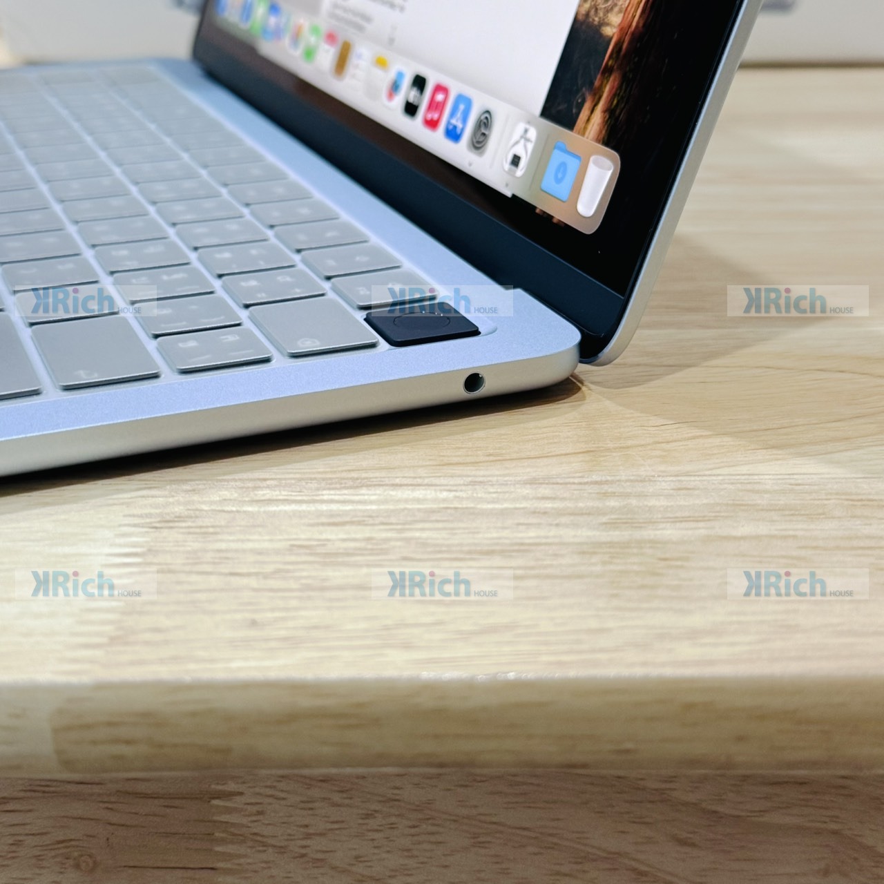 Apple MacBook Air 13-inch (2025) M4 10-Core CPU 8-Core GPU 16GB 256GB Sky Blue Used Warranty until 27 Jan 2027 - Image 8