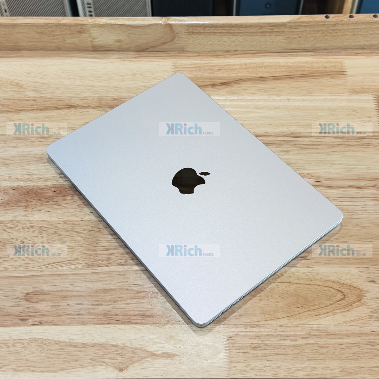 MacBook Air 13-inch (2026) M5 10-Core CPU 8-Core GPU 16GB 512GB Used AppleCare+ 1-09-2029 - Image 8