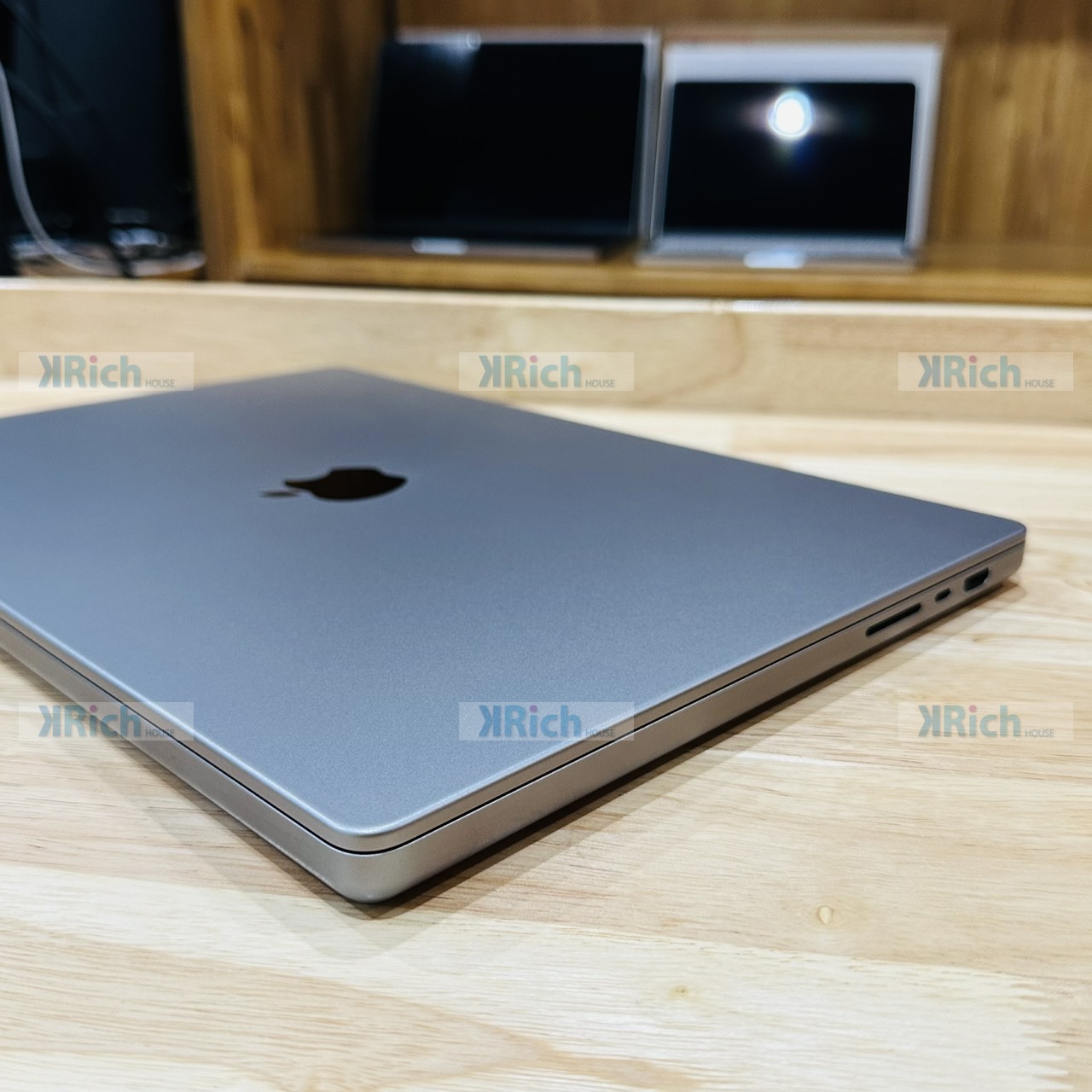 Apple MacBook Pro 16-inch (2021) M1 Max 10-Core CPU 24-Core GPU 32GB 1TB Used 1-Month Store Warranty - Image 8