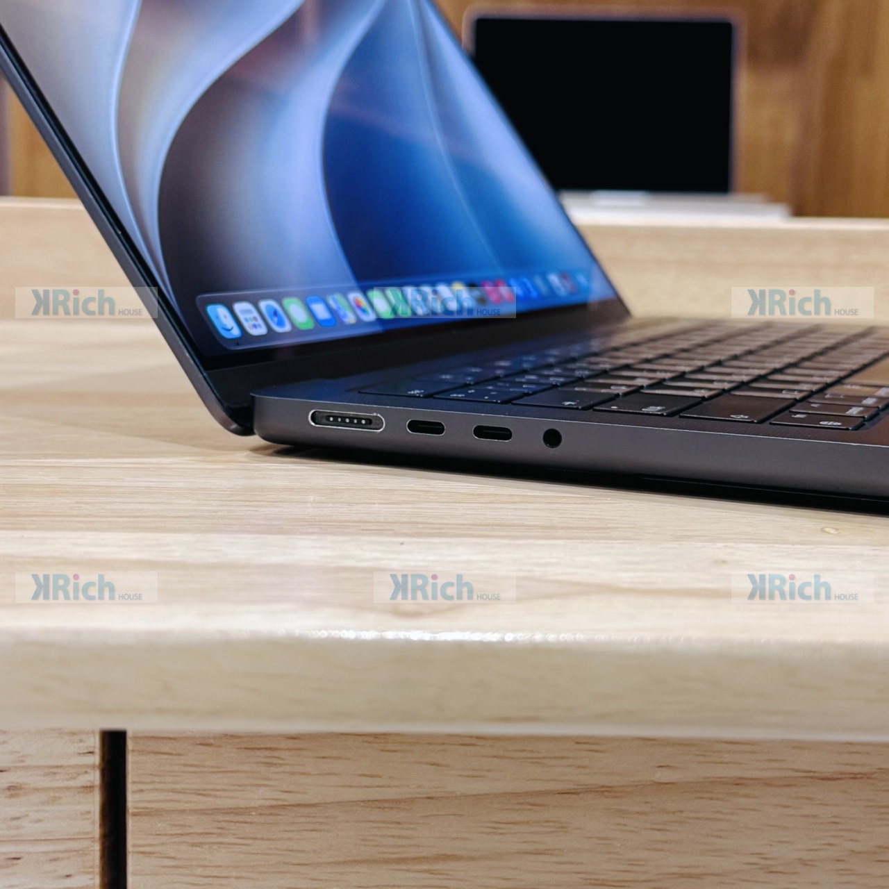 MacBook Pro 14-inch (Nov 2023) M3 Pro 11-Core CPU 14-Core GPU 18GB 512GB Used 1-Month Warranty - Image 8